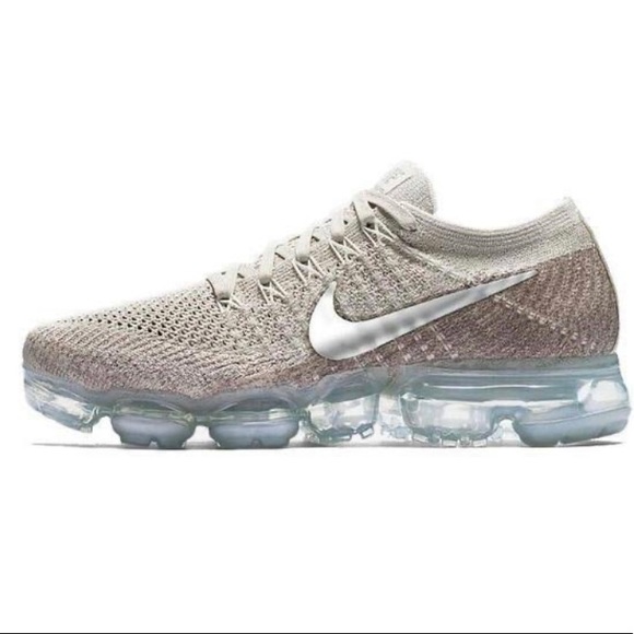 Women’s Nike air VaporMax flyknit - Picture 1 of 6